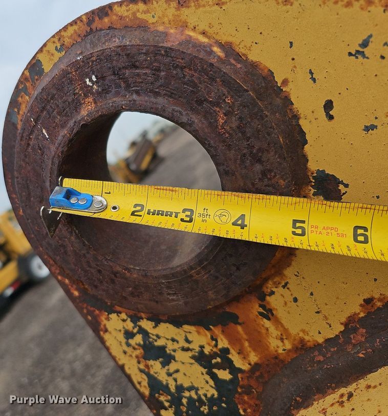 image for item MD9997 Kobelco 912  36"W excavator bucket