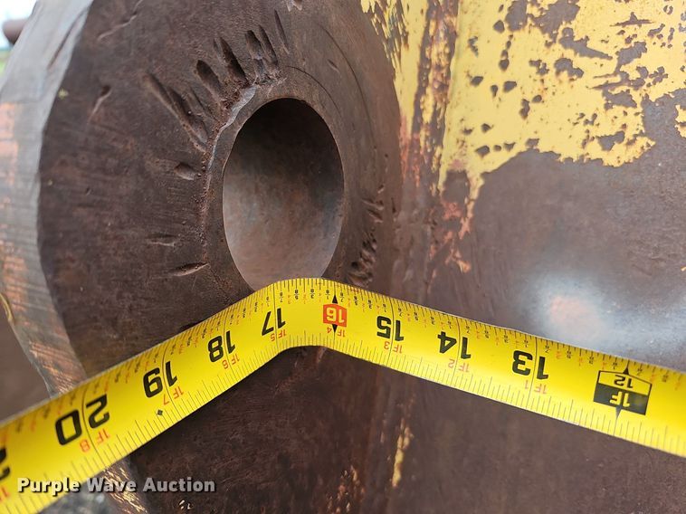 image for item MD9997 Kobelco 912  36"W excavator bucket