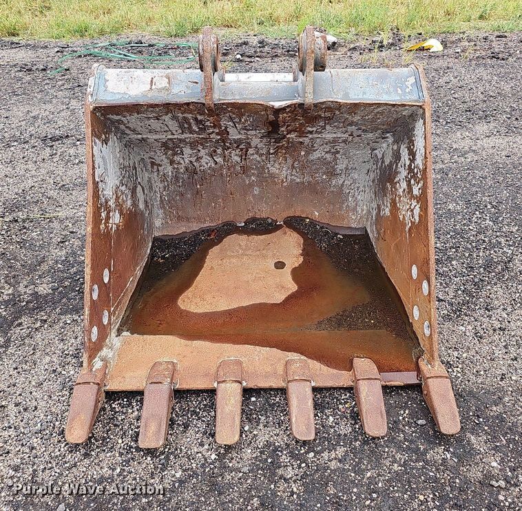 image for item MD9999 Teran  49" W excavator bucket