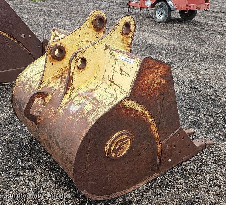 image for item ME9000 CF  48" W excavator bucket
