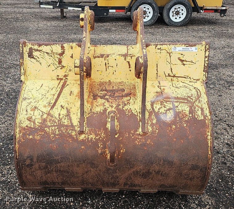 image for item ME9000 CF  48" W excavator bucket