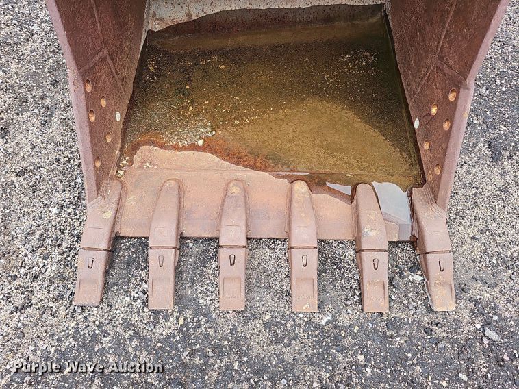 image for item ME9000 CF  48" W excavator bucket