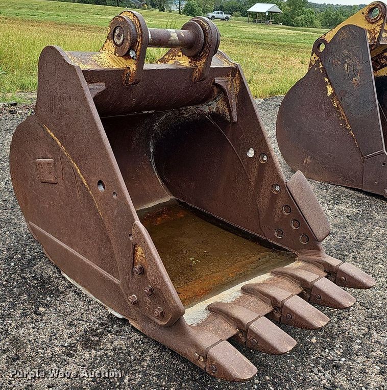 image for item ME9001 Caterpillar  50" W excavator bucket