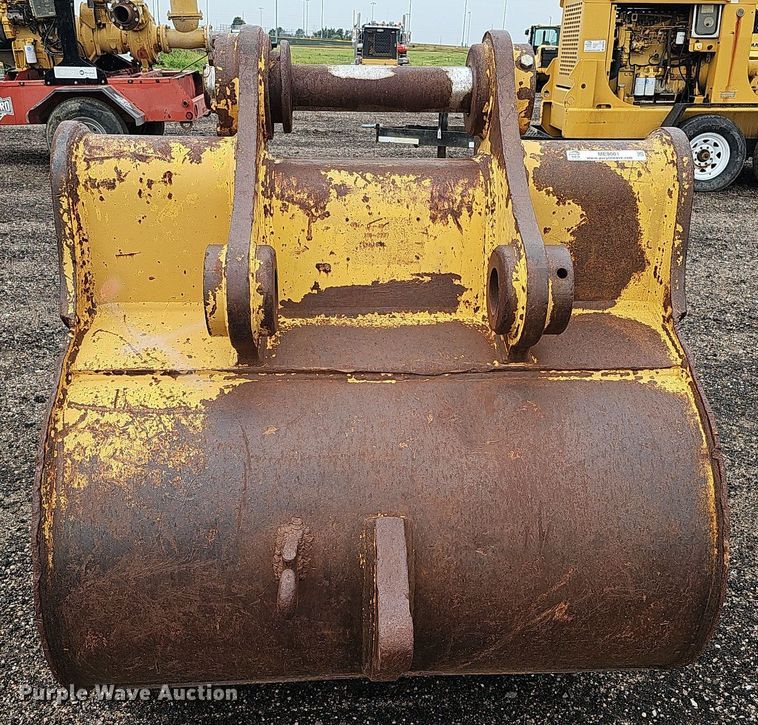 image for item ME9001 Caterpillar  50" W excavator bucket