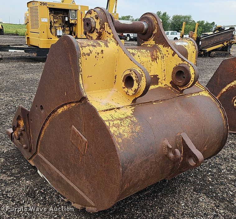 image for item ME9001 Caterpillar  50" W excavator bucket