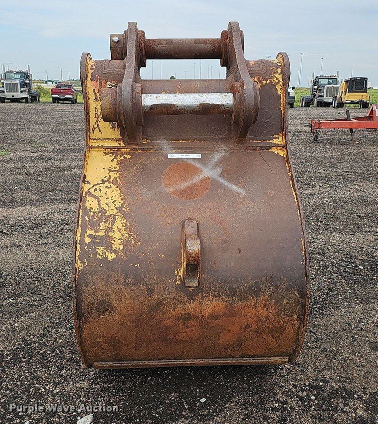 image for item ME9003 41" W excavator bucket
