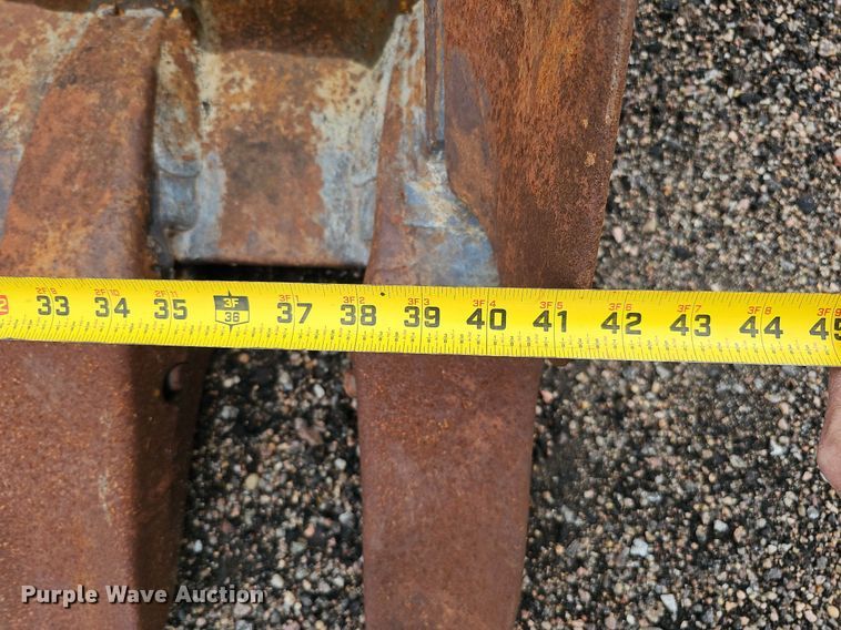 image for item ME9003 41" W excavator bucket