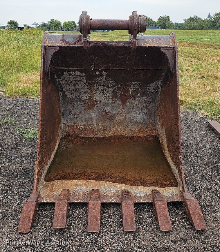 image for item ME9004 58" W excavator bucket