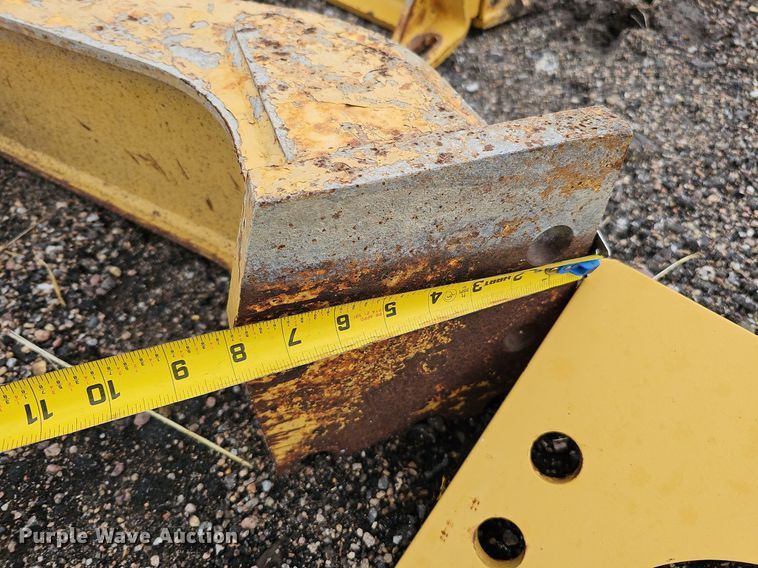 image for item ME9008 (4) dozer attachments