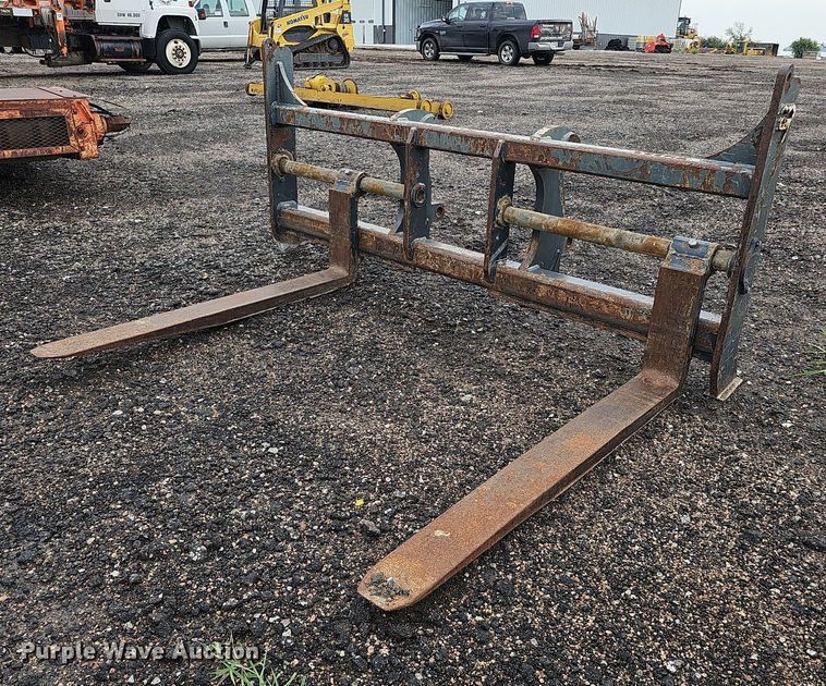 image for item ME9009 TRM Manufacturing, Inc.  60"L wheel loader forks