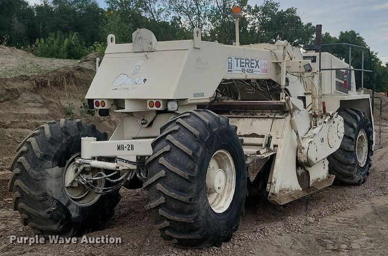 image for item ME9292 2005 CMI RS-425B  soil stabilizer / reclaimer