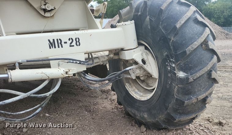 image for item ME9292 2005 CMI RS-425B  soil stabilizer / reclaimer