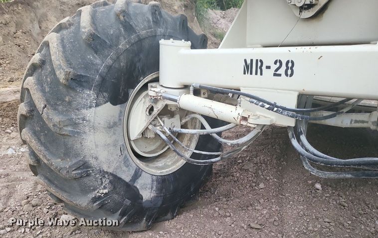 image for item ME9292 2005 CMI RS-425B  soil stabilizer / reclaimer