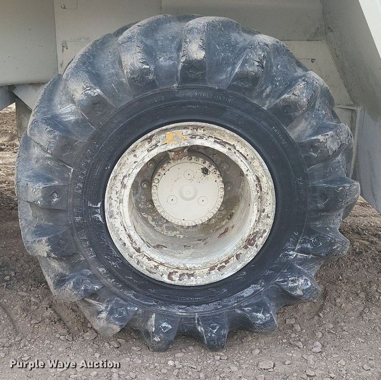 image for item ME9292 2005 CMI RS-425B  soil stabilizer / reclaimer