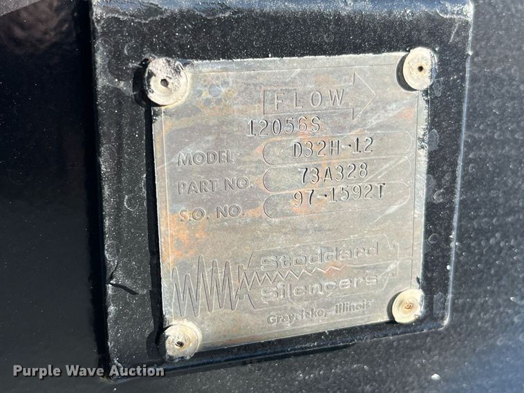 image for item MG9426 1998 Ford LT9513  vacuum truck