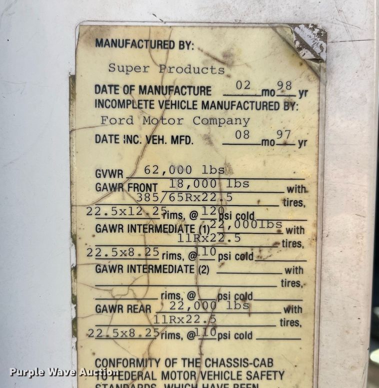 image for item MG9426 1998 Ford LT9513  vacuum truck