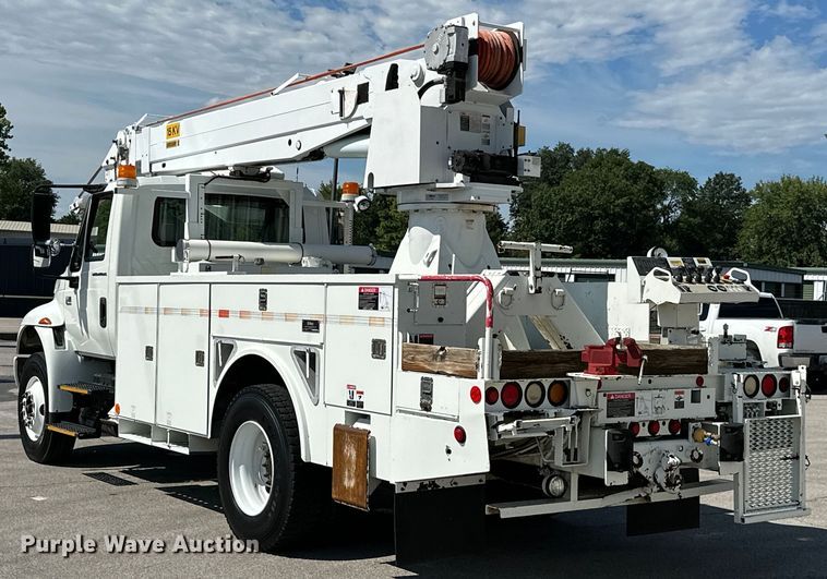 image for item ML9143 2006 International 4400  bucket truck
