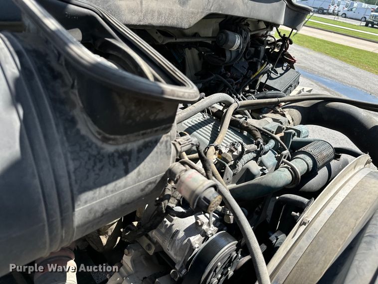 image for item ML9143 2006 International 4400  bucket truck