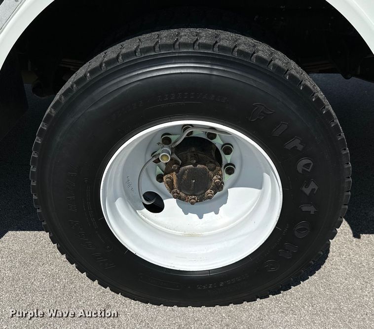 image for item ML9143 2006 International 4400  bucket truck