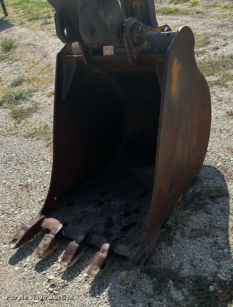 image for item ML9248 1990 Caterpillar 215D LC  excavator