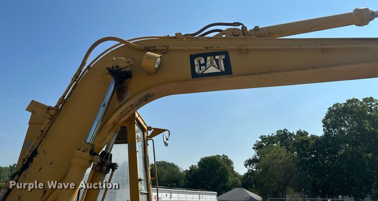 image for item ML9248 1990 Caterpillar 215D LC  excavator