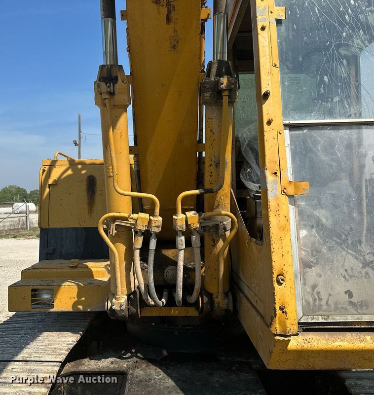 image for item ML9248 1990 Caterpillar 215D LC  excavator