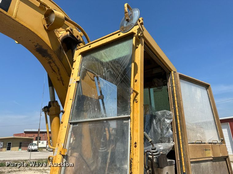 image for item ML9248 1990 Caterpillar 215D LC  excavator