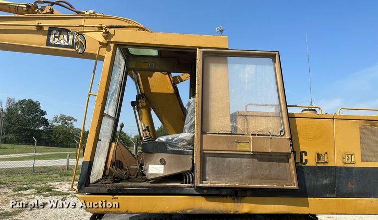 image for item ML9248 1990 Caterpillar 215D LC  excavator