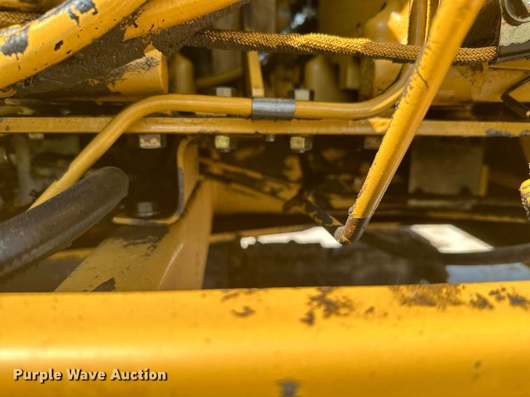 image for item ML9248 1990 Caterpillar 215D LC  excavator