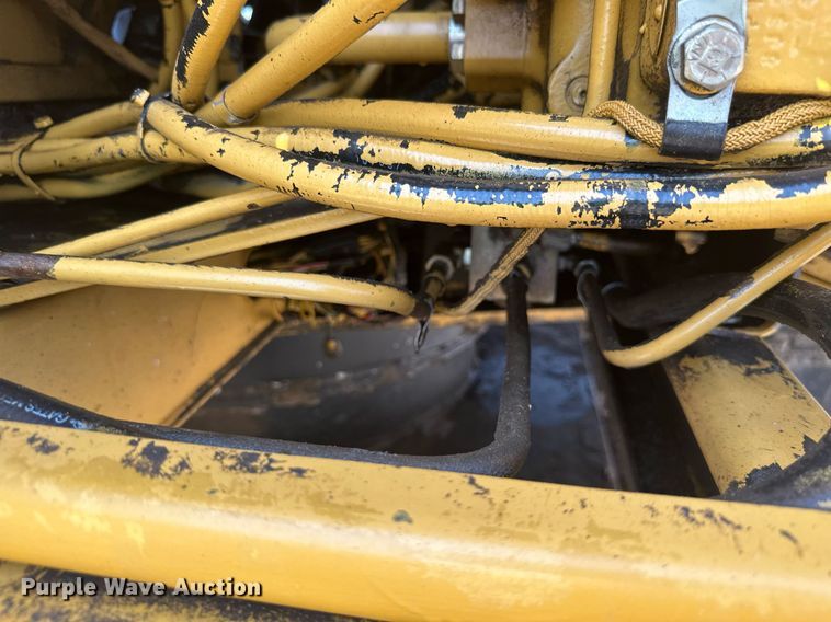 image for item ML9248 1990 Caterpillar 215D LC  excavator