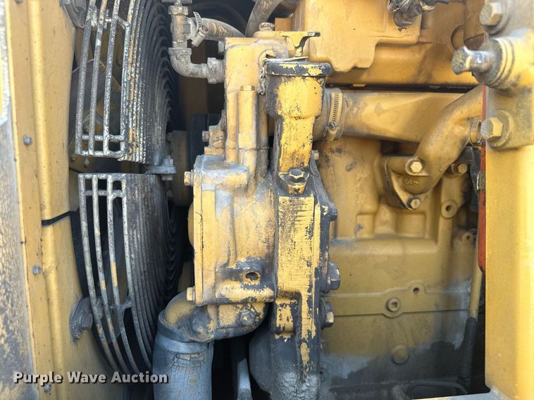 image for item ML9248 1990 Caterpillar 215D LC  excavator