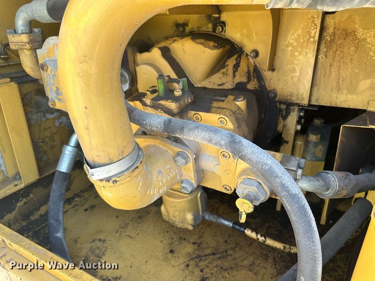 image for item ML9248 1990 Caterpillar 215D LC  excavator
