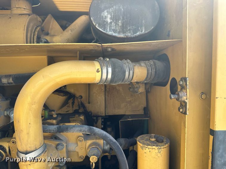 image for item ML9248 1990 Caterpillar 215D LC  excavator