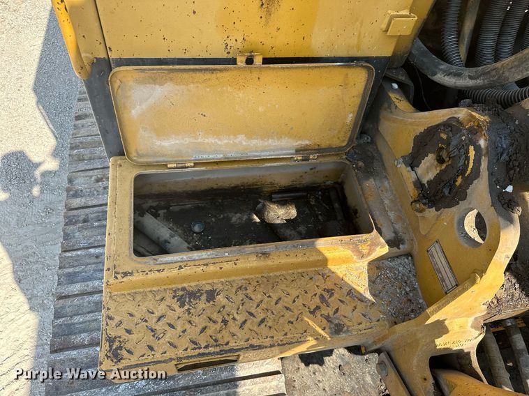image for item ML9248 1990 Caterpillar 215D LC  excavator