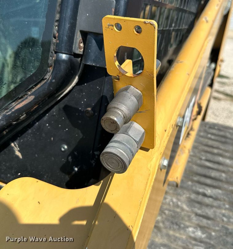 image for item ML9249 2008 Caterpillar 247B2  tracked skid steer loader