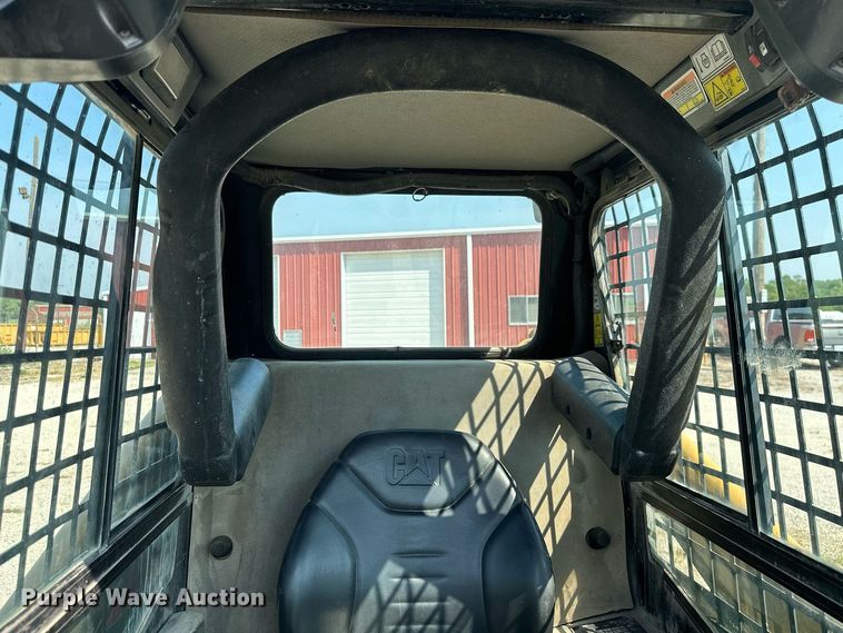 image for item ML9249 2008 Caterpillar 247B2  tracked skid steer loader