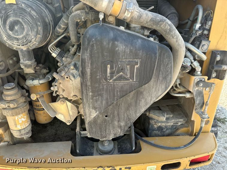 image for item ML9249 2008 Caterpillar 247B2  tracked skid steer loader