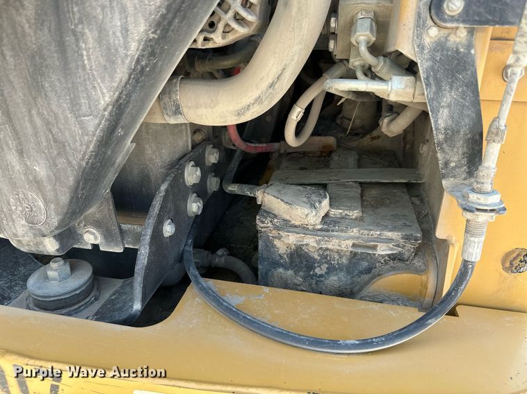 image for item ML9249 2008 Caterpillar 247B2  tracked skid steer loader