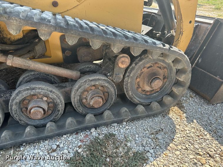 image for item ML9249 2008 Caterpillar 247B2  tracked skid steer loader