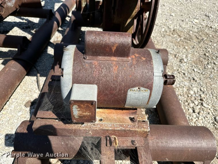 image for item ML9270 (3) Pump Jacks