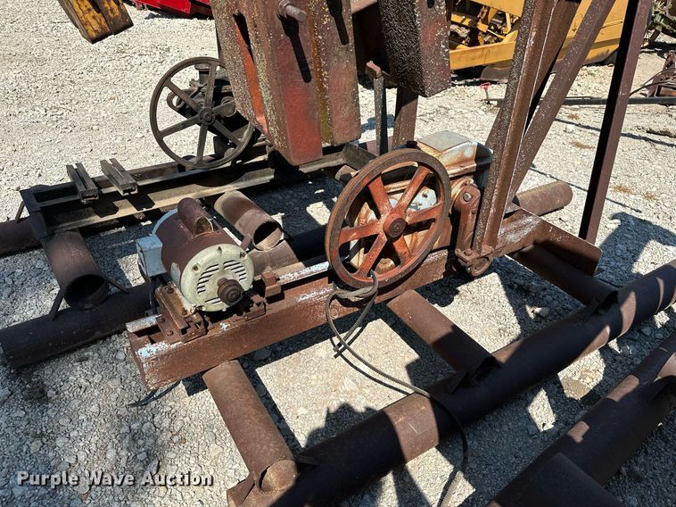 image for item ML9270 (3) Pump Jacks