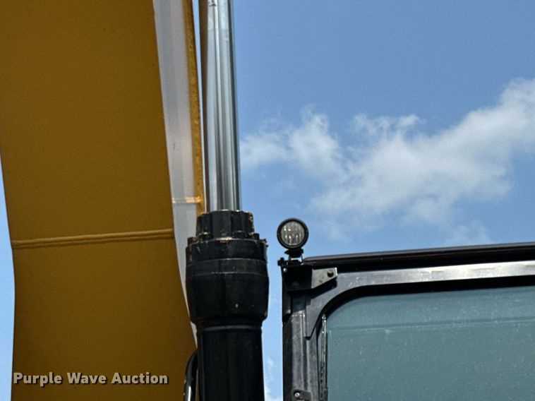 image for item MQ9328 2017 Caterpillar 336FL  excavator