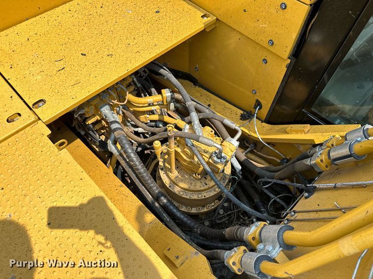 image for item MQ9328 2017 Caterpillar 336FL  excavator