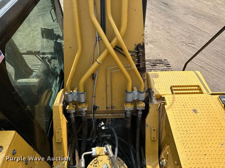 image for item MQ9328 2017 Caterpillar 336FL  excavator