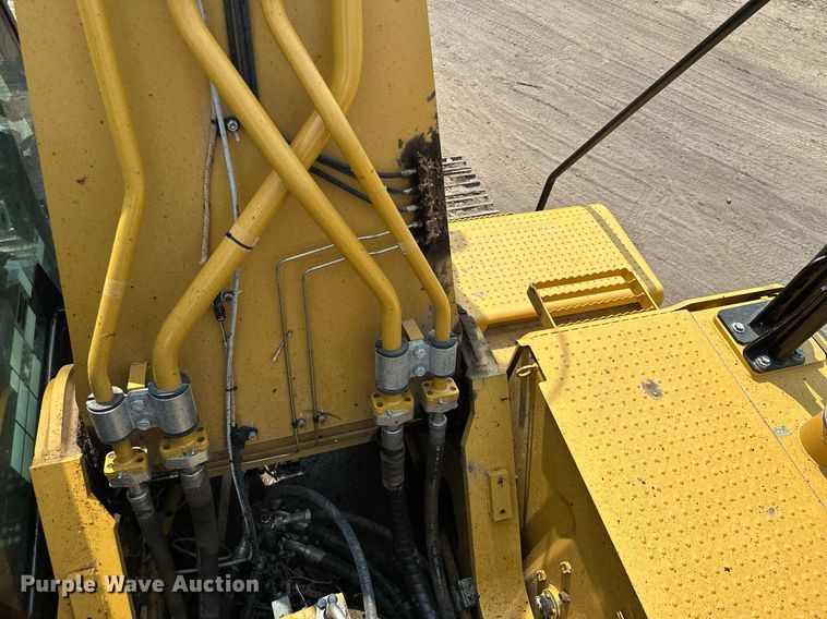 image for item MQ9328 2017 Caterpillar 336FL  excavator