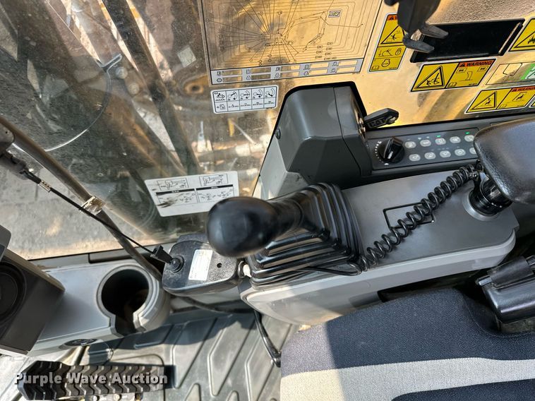 image for item MQ9328 2017 Caterpillar 336FL  excavator