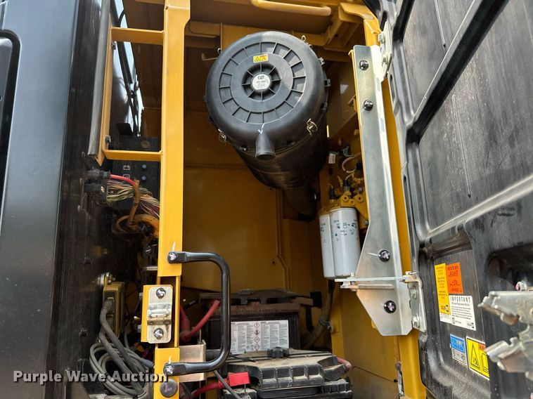 image for item MQ9328 2017 Caterpillar 336FL  excavator