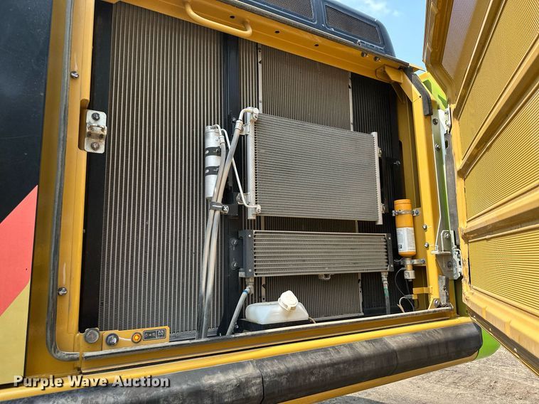 image for item MQ9328 2017 Caterpillar 336FL  excavator