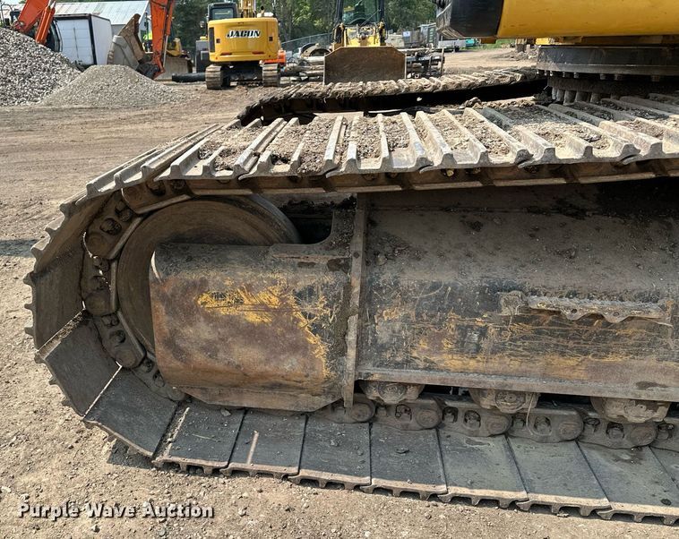 image for item MQ9328 2017 Caterpillar 336FL  excavator