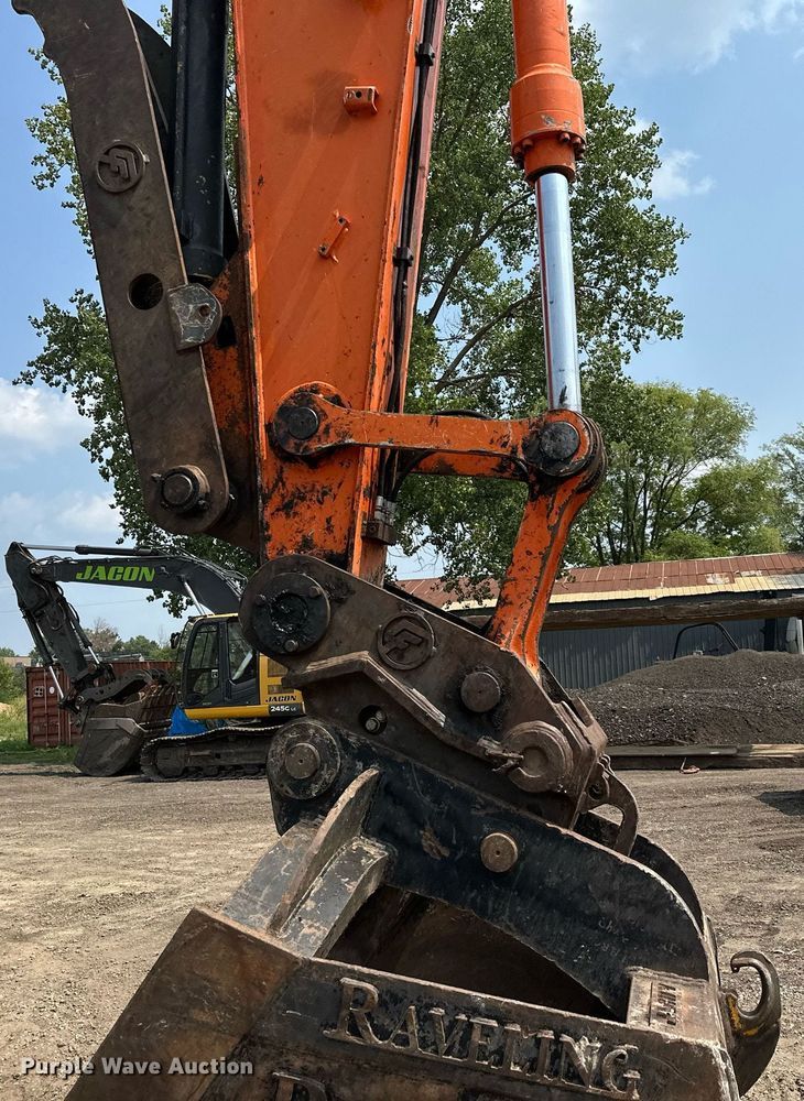 image for item MQ9329 2012 Hitachi ZX200LC-3  excavator